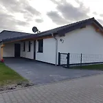 Tatil Evi N3 Charmantes Eingezaeuntes Mit Garten By Interhome Grosswurden