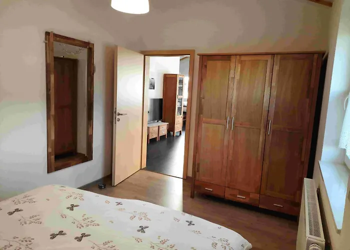 Prázdninový dům N3 Charmantes Eingezaeuntes Mit Garten By Interhome Grosswurden